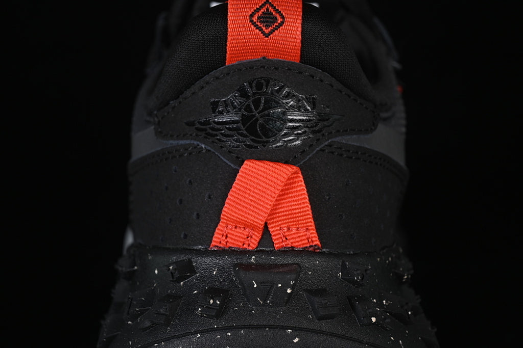 AJ1 Low
