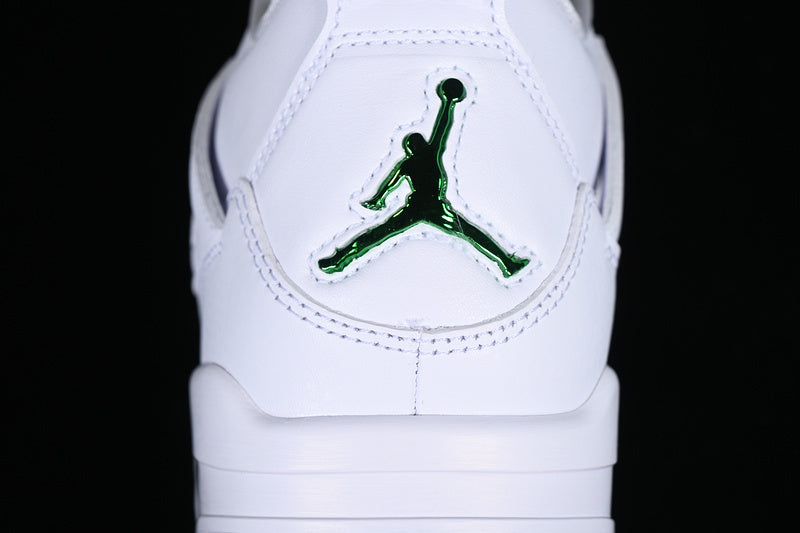 AJ4