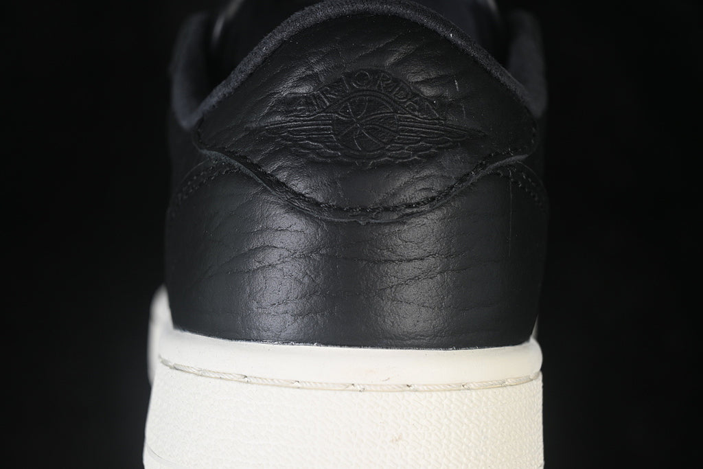 AJ1 Low
