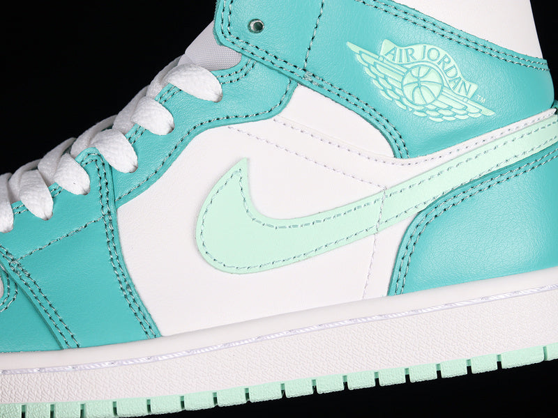 AJ1 Mid