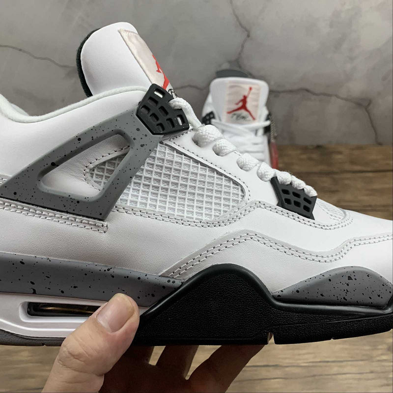 AJ4