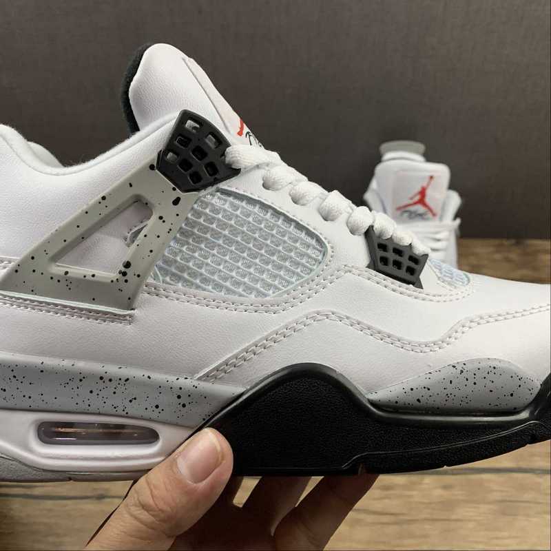 AJ4