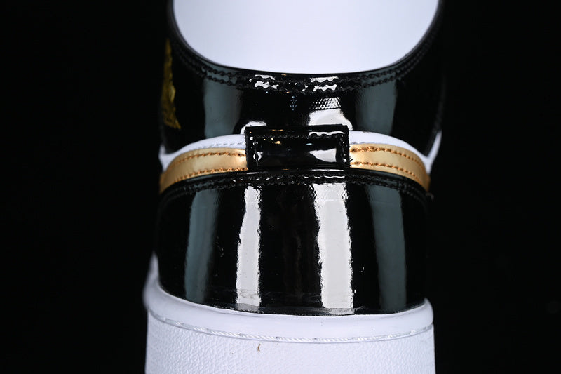 AJ1 Mid