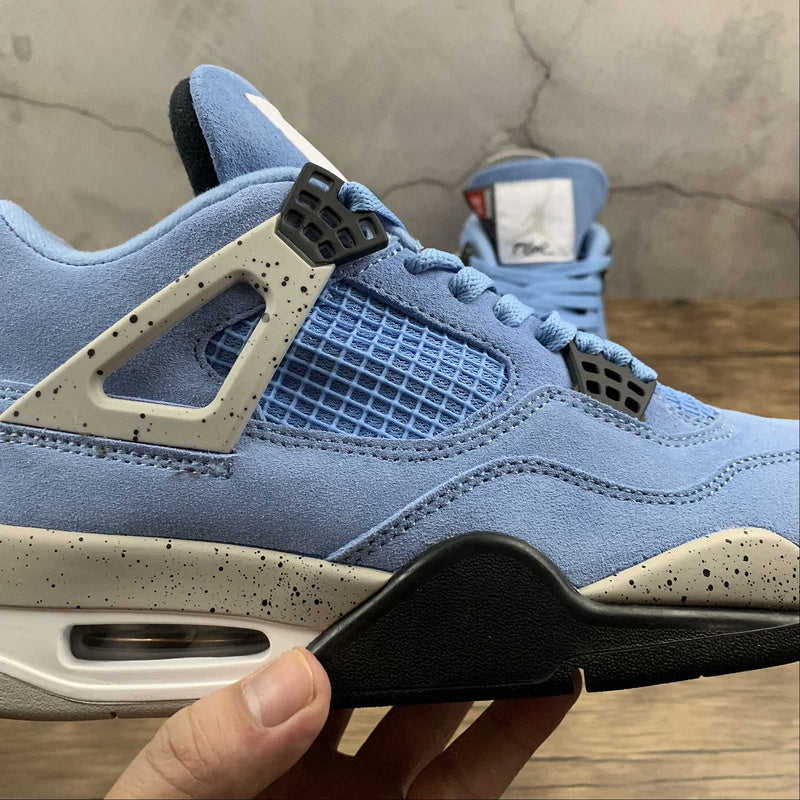 AJ4