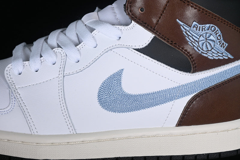 AJ1 Mid