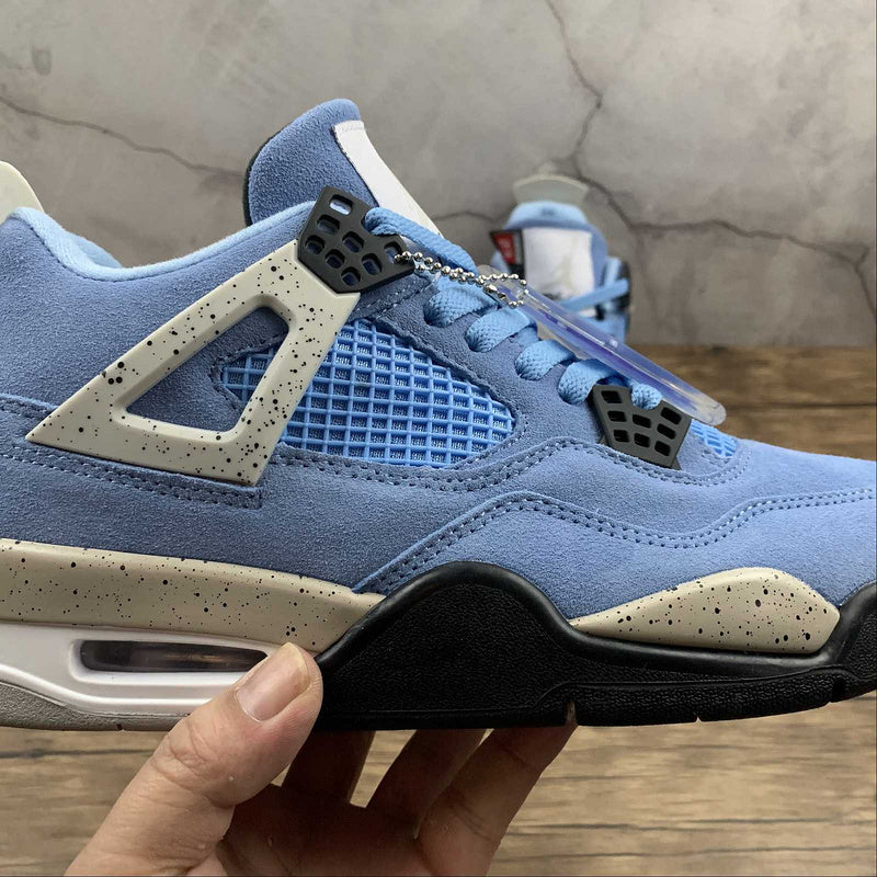 AJ4