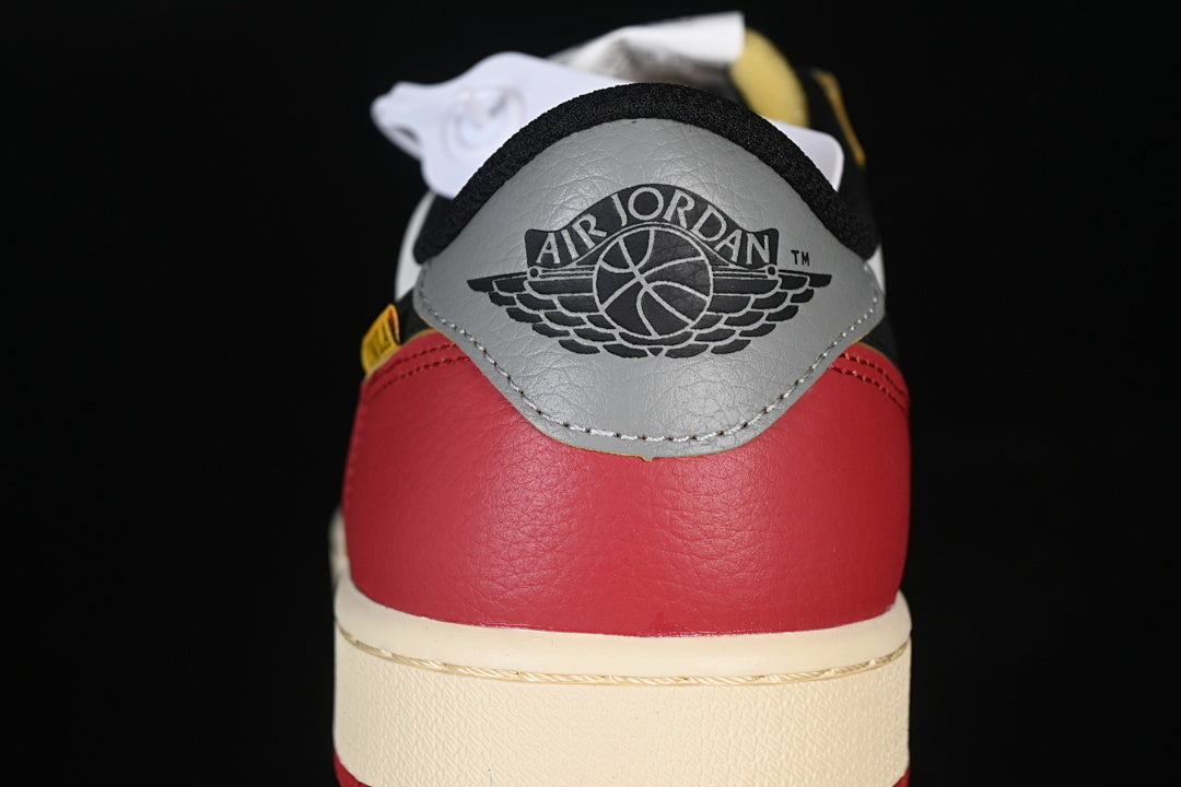 AJ1 Low