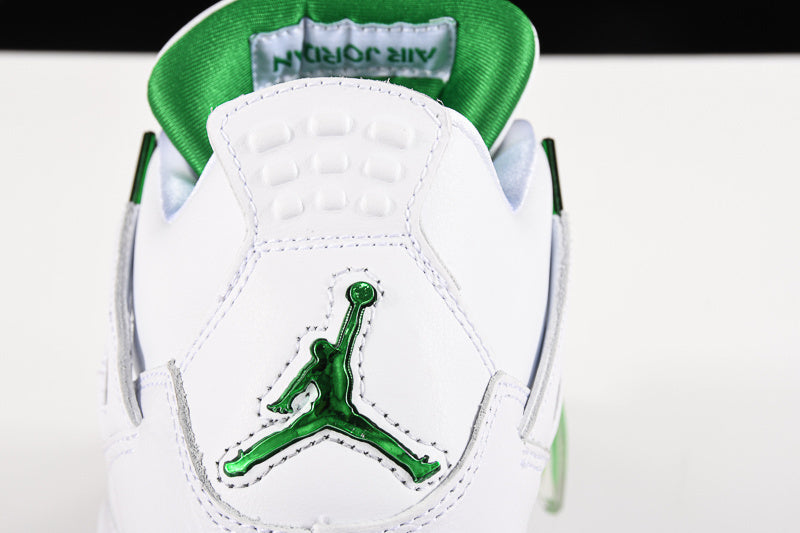 AJ4