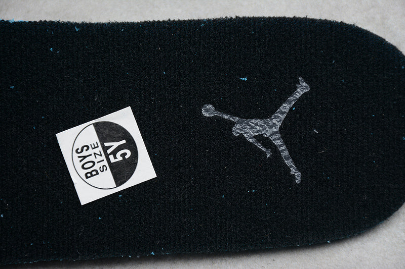 AJ1 Mid