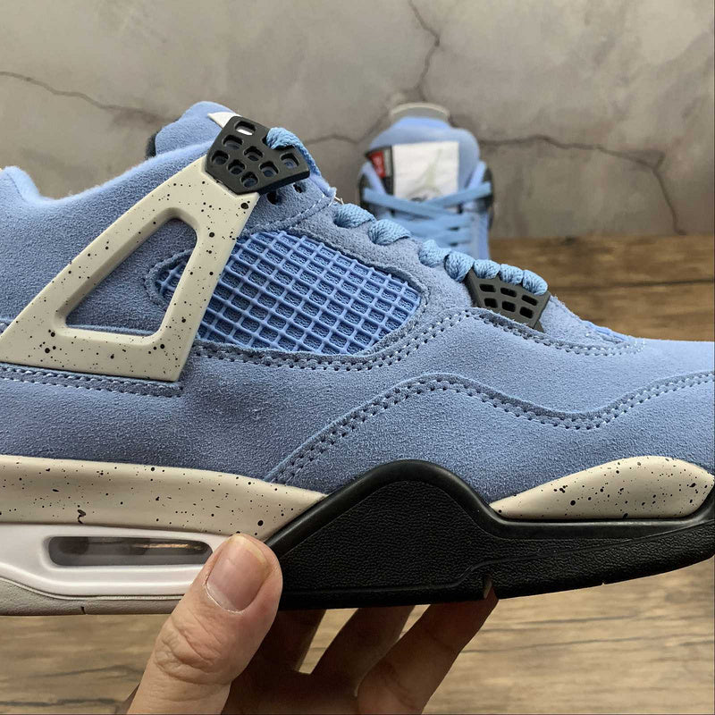 AJ4