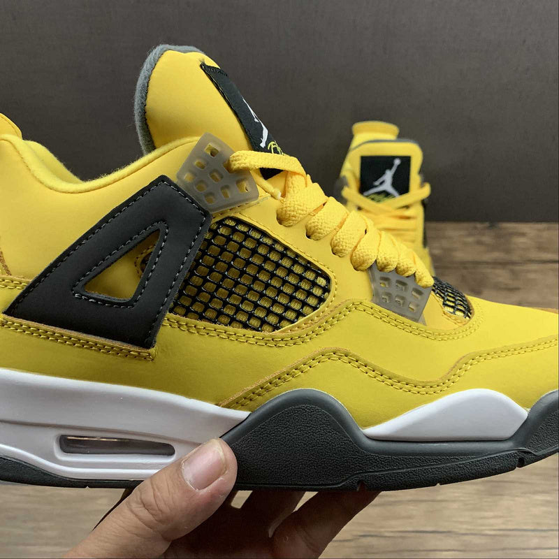 AJ4