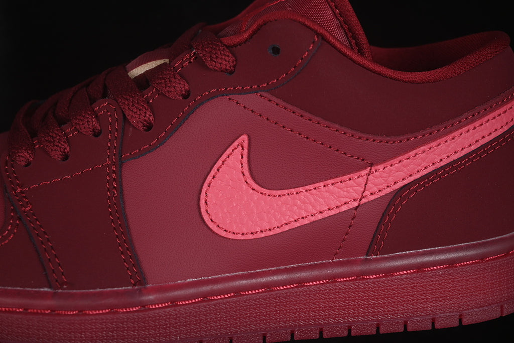 AJ1 Low