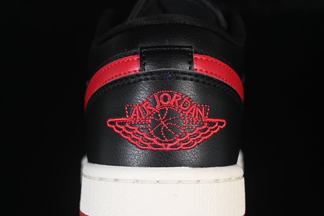 AJ1 Low