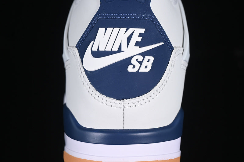 AJ4