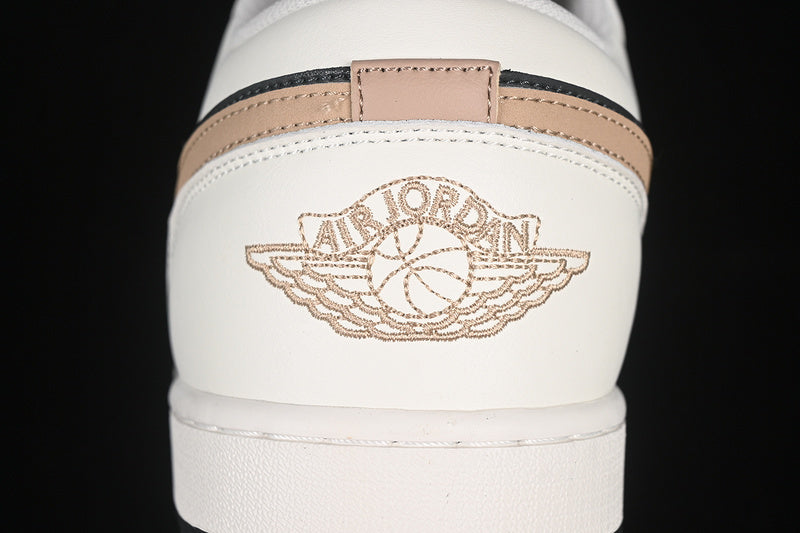AJ1 Low