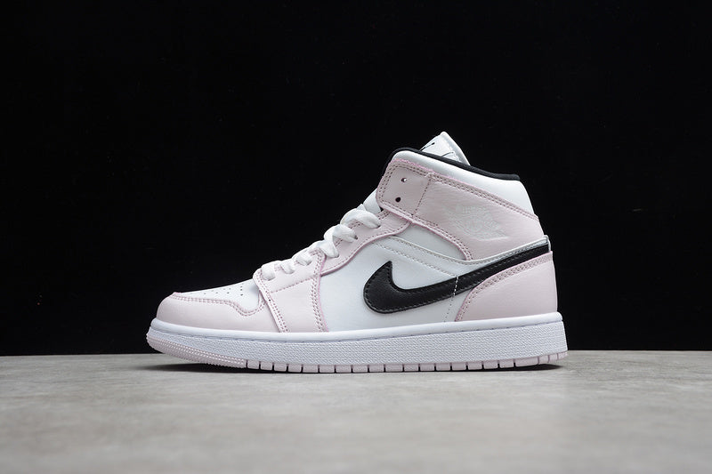 AJ1 Mid
