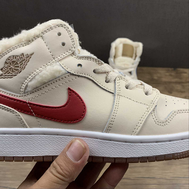AJ1 Mid