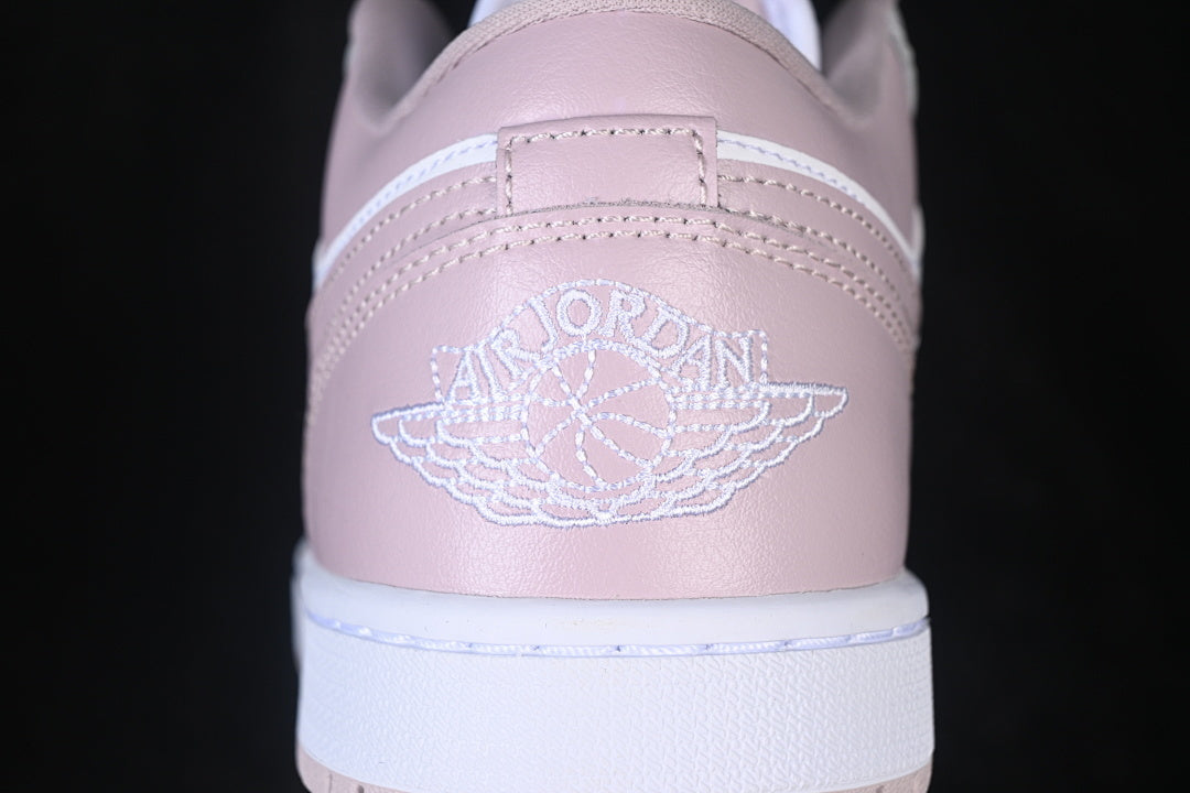 AJ1 Low