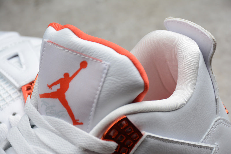 AJ4