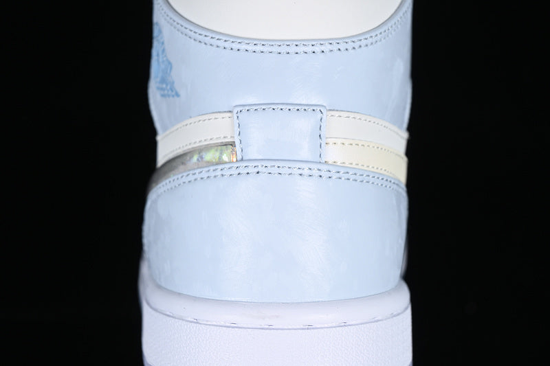 AJ1 Mid