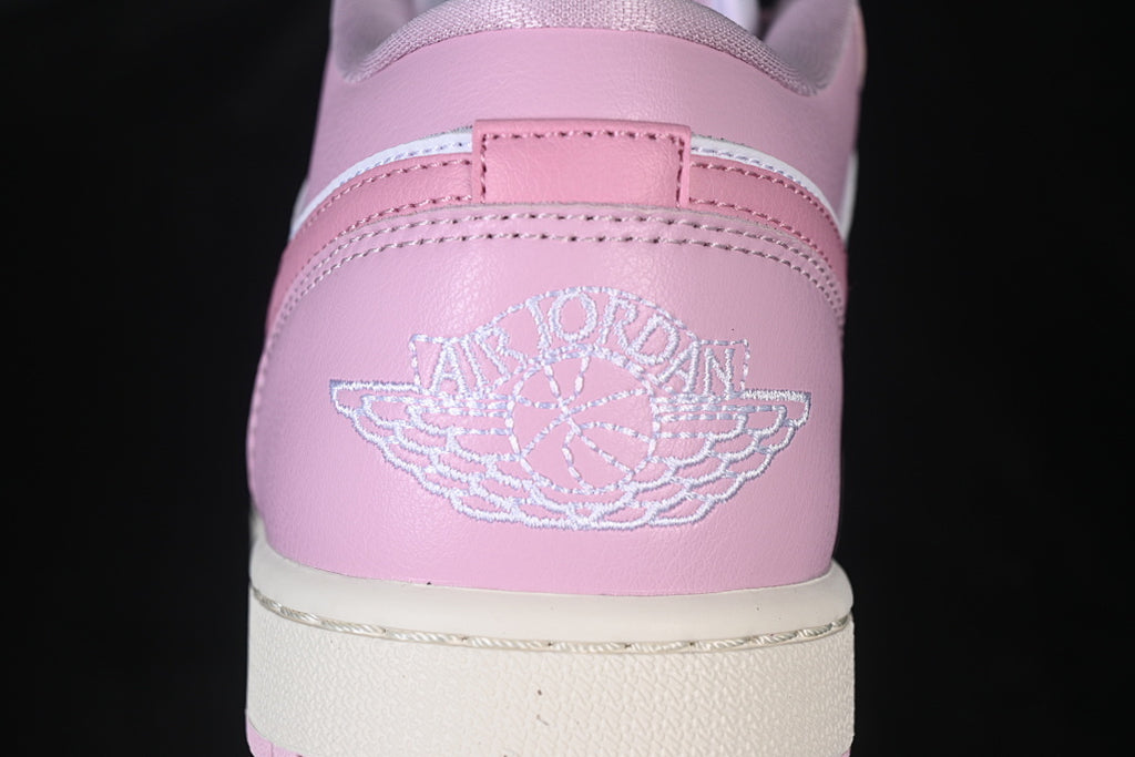 AJ1 Low