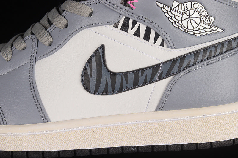 AJ1 Mid