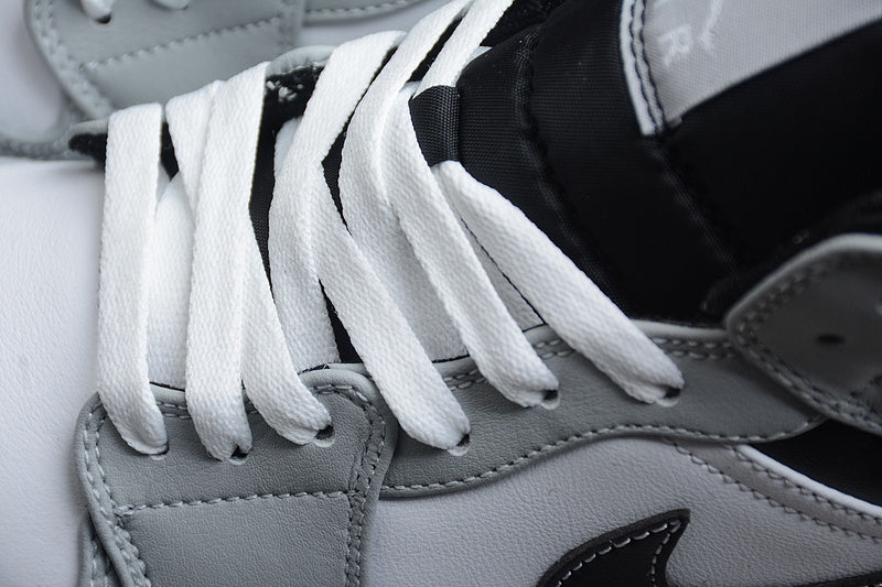 AJ1 Mid