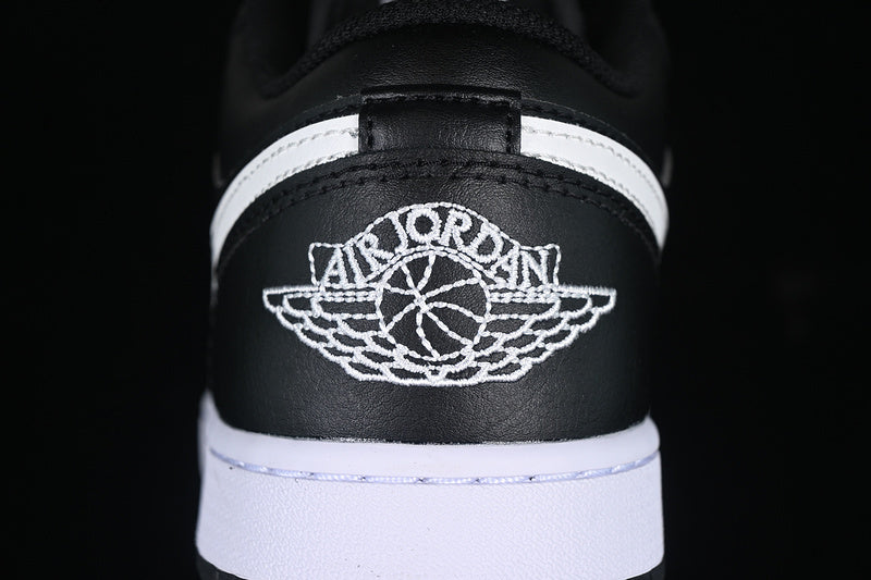 AJ1 Low