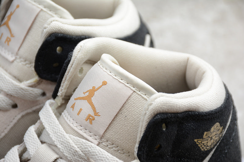 AJ1 Mid