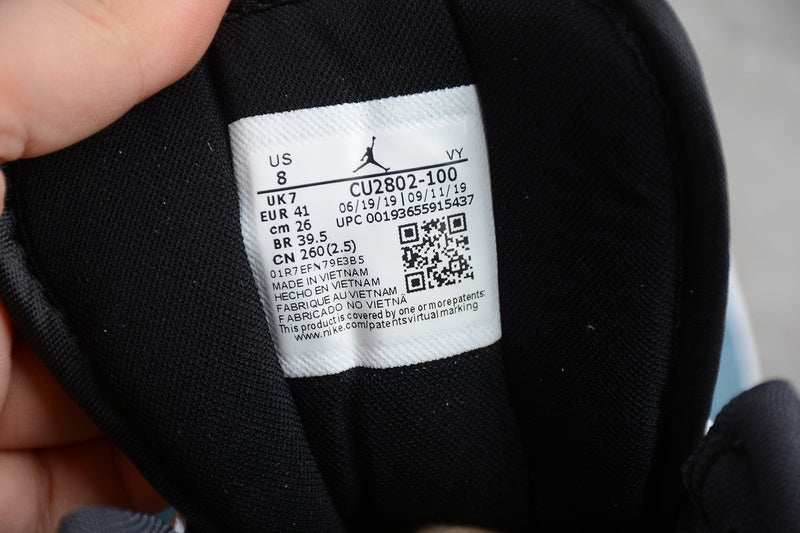 AJ1 Mid