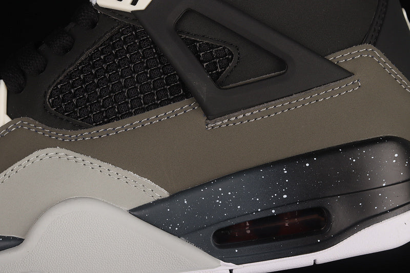 AJ4