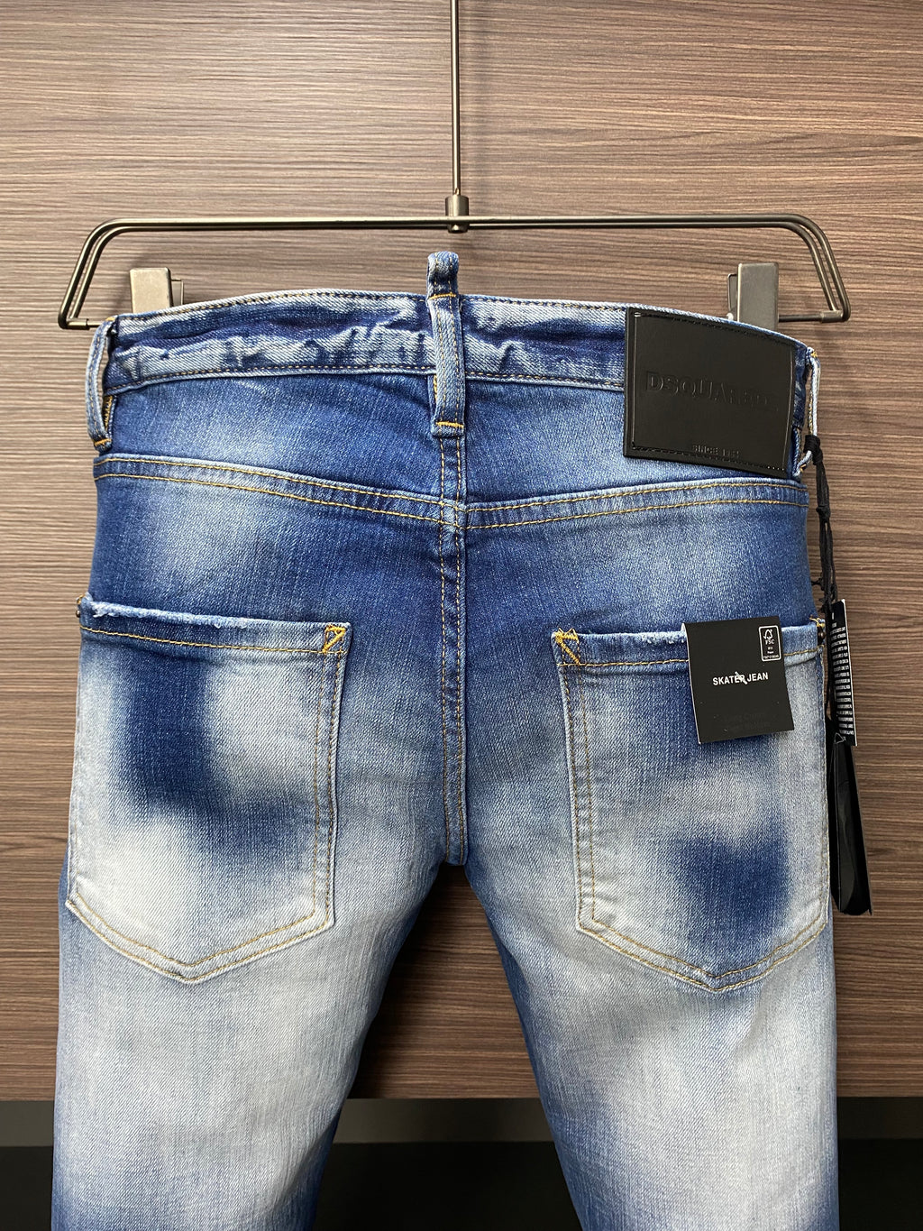 D2 Jeans
