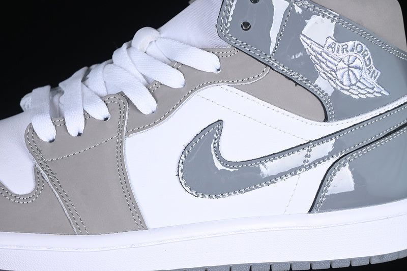 AJ1 Mid