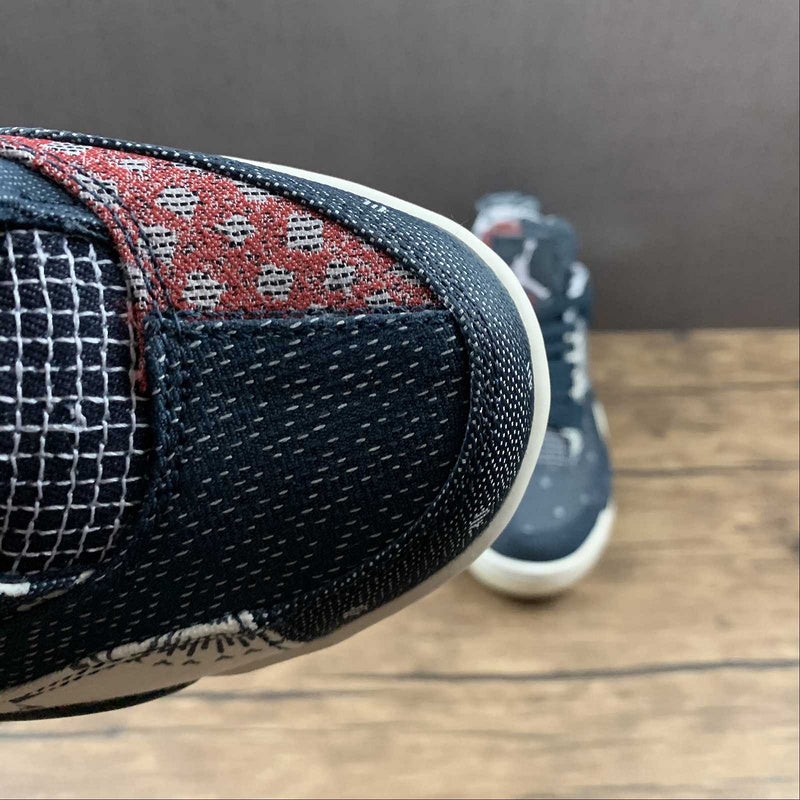 AJ4