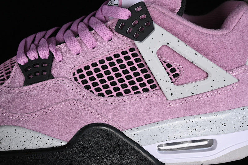 AJ4