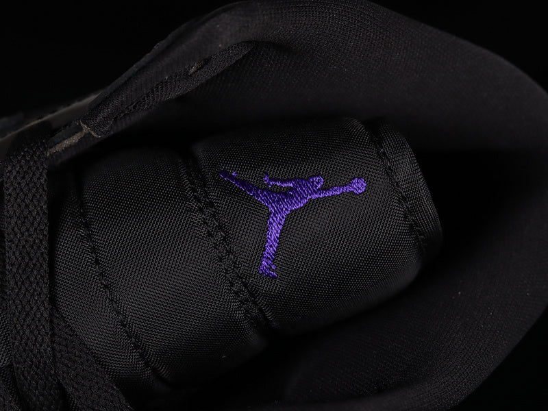 AJ1 Mid