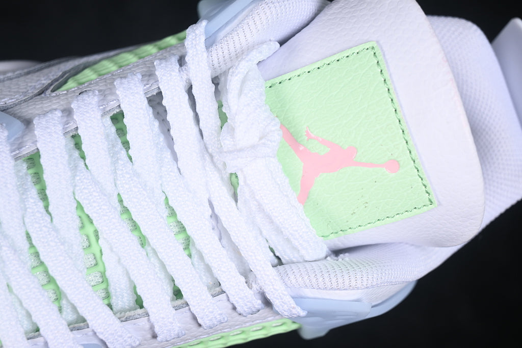 AJ4