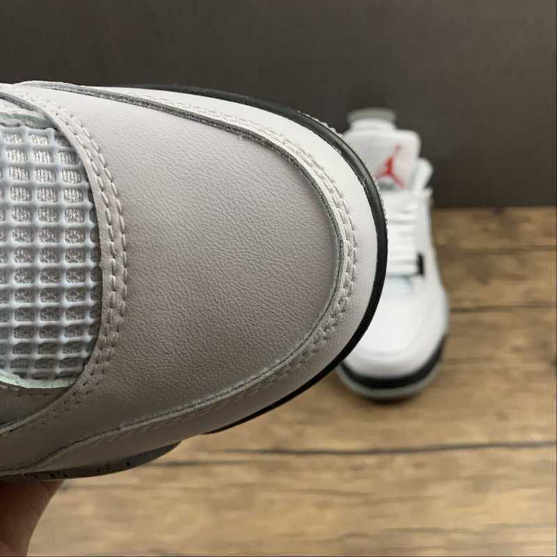AJ4