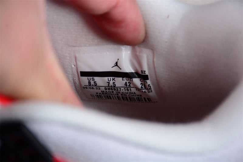 AJ4
