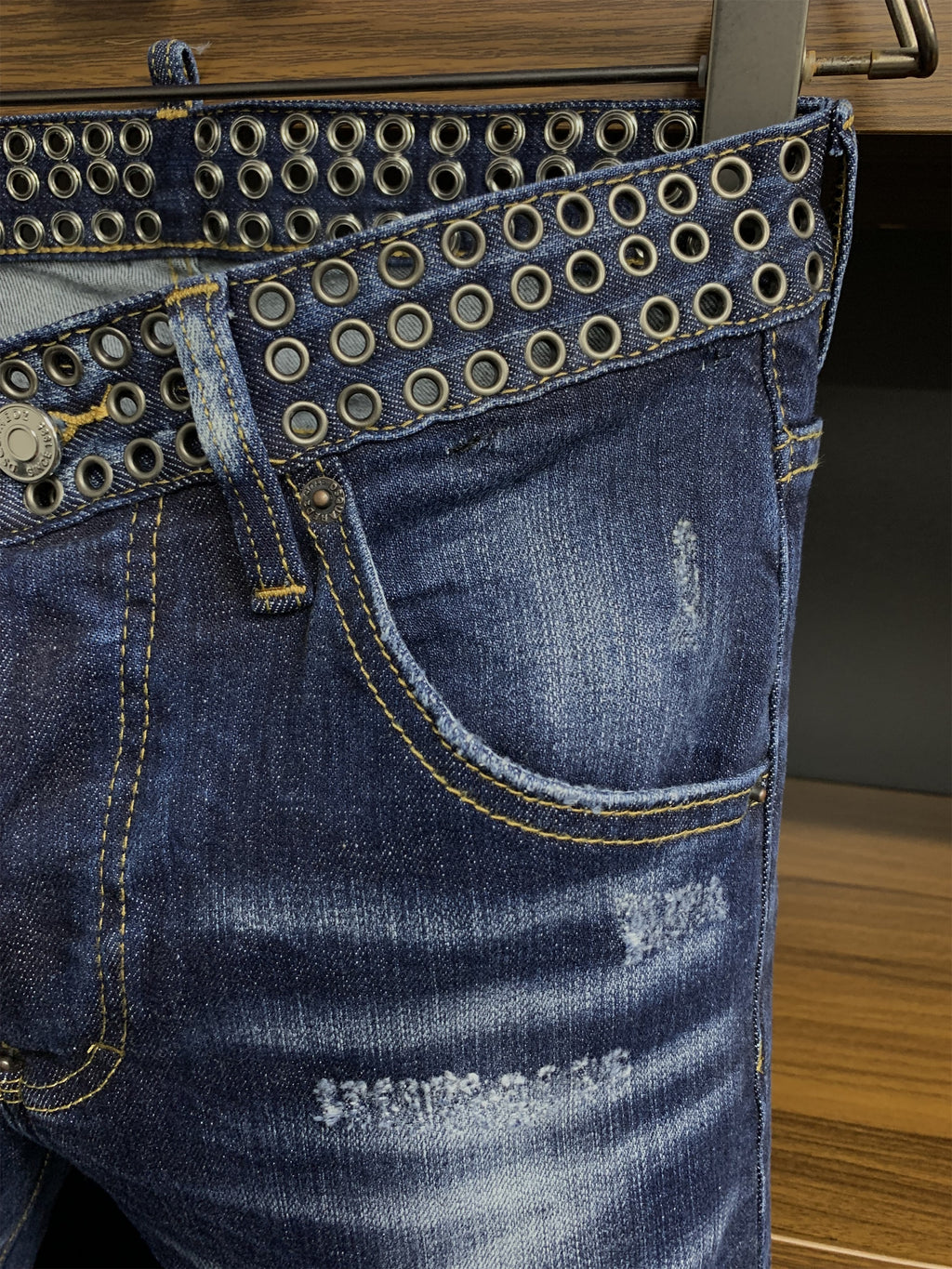 D2 Jeans