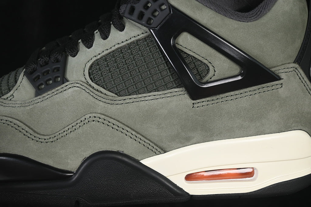 AJ4