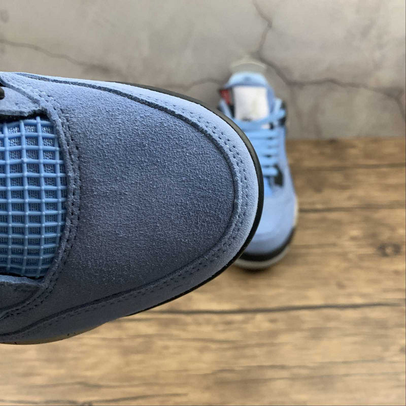 AJ4
