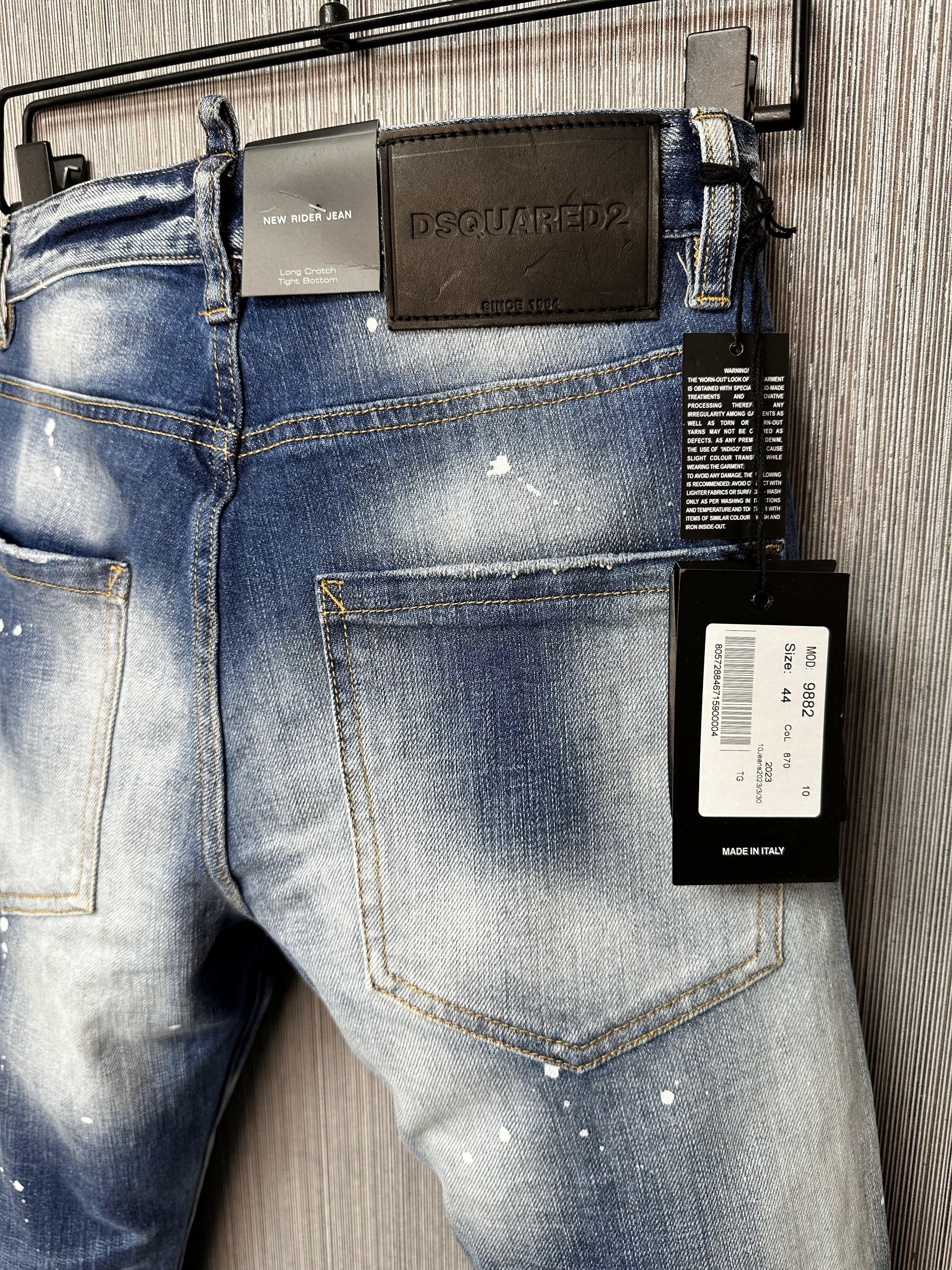 D2 Jeans