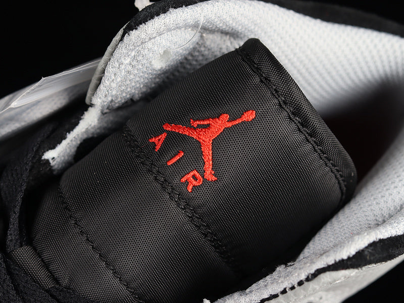 AJ1 Mid