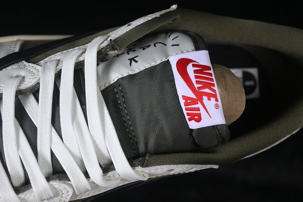 AJ1 Low