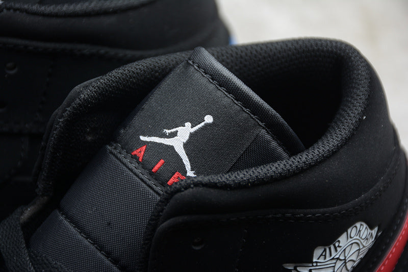 AJ1 Mid