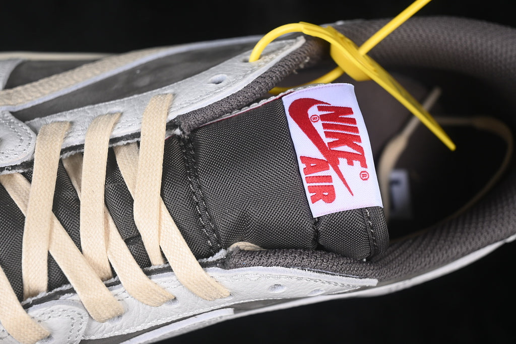 AJ1 Low