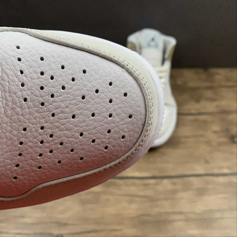 AJ1 Mid