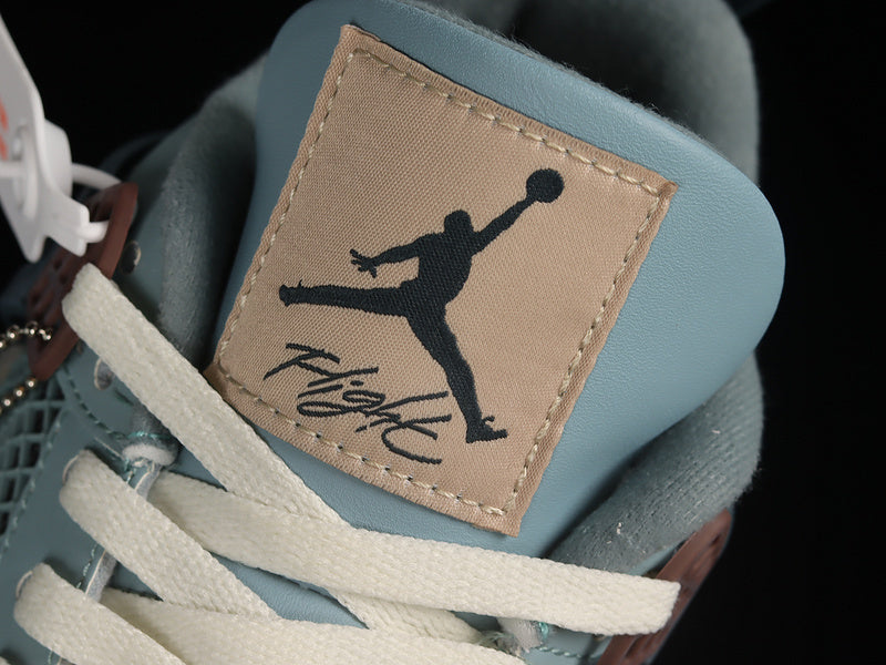 AJ4