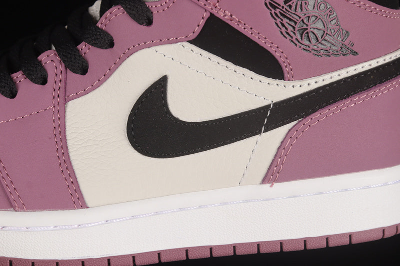 AJ1 Mid